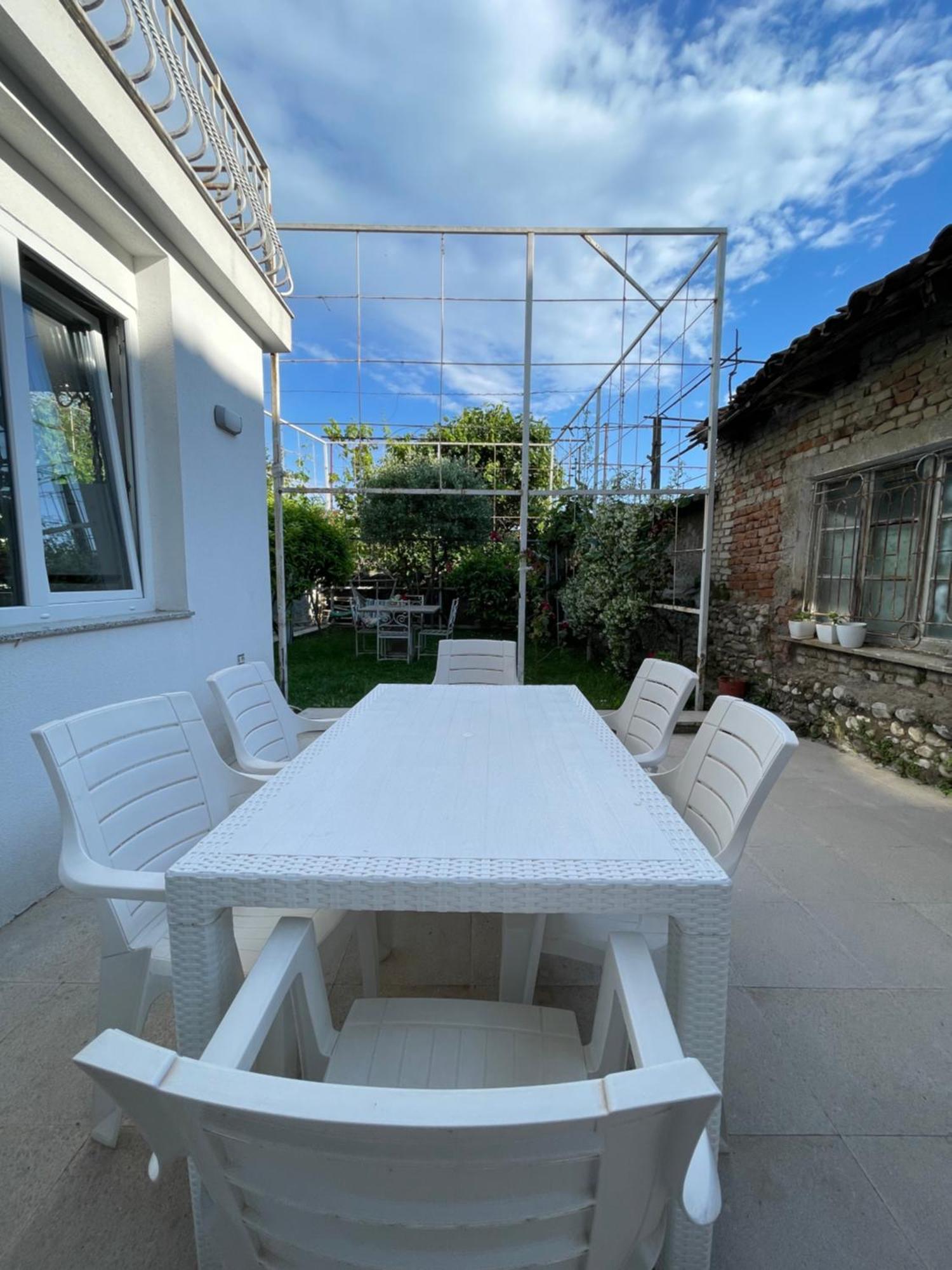 Vila Nela Shkodër Dış mekan fotoğraf
